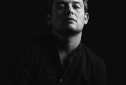 André Viamonte lança álbum de estreia - Via