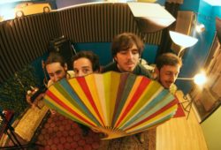 Madrepaz lançam álbum de estreia