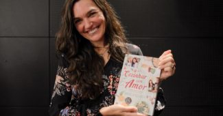 Cozinhar com Amor é o mais recente livro de Daniela Ricardo